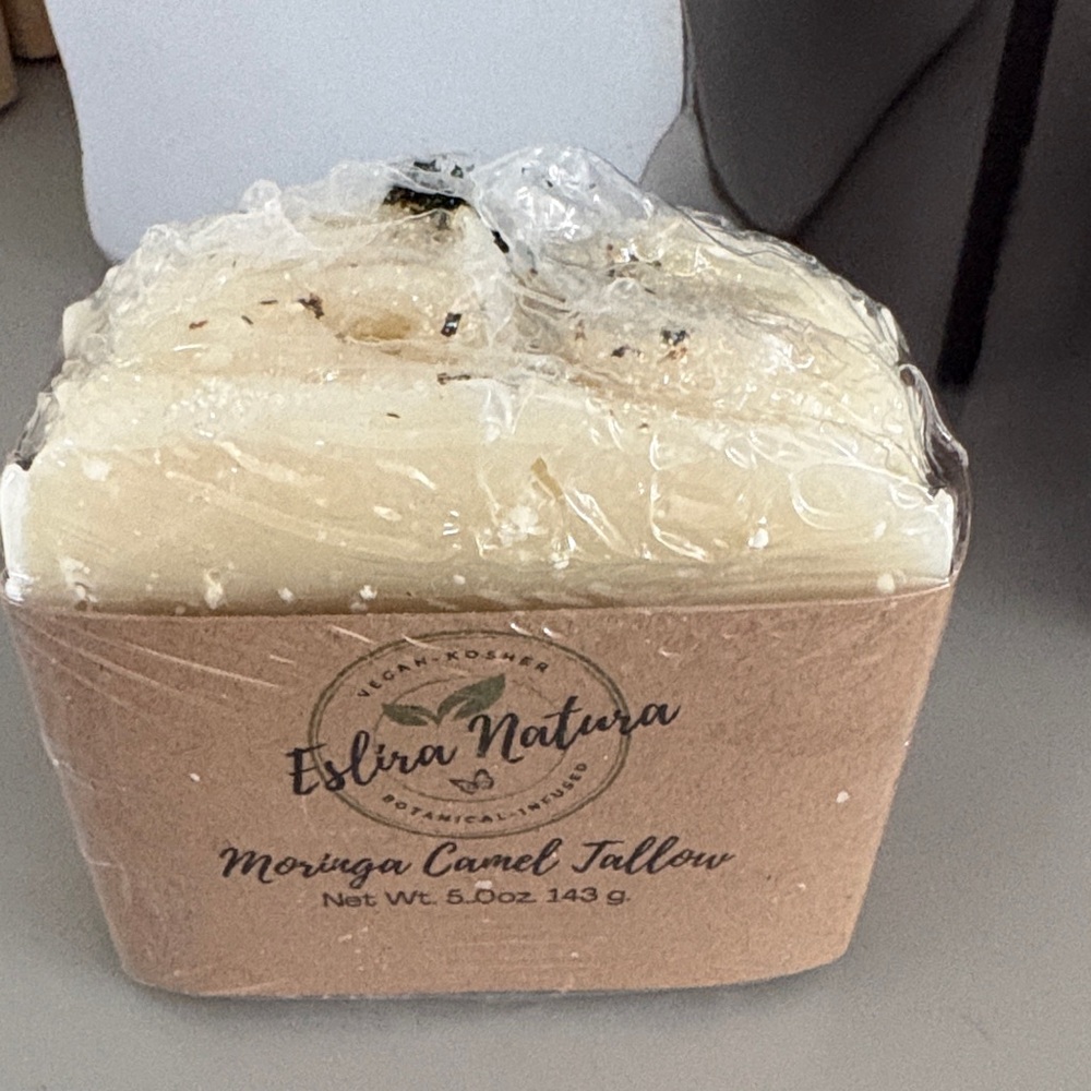 Eslira Natura Moringa Camel Tallow Soap - Cream